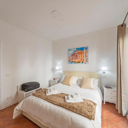 Trevi Domus Avignonesi Apartamento Roma Exterior foto