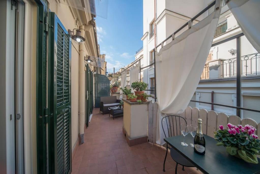Trevi Domus Avignonesi Apartamento Roma Exterior foto
